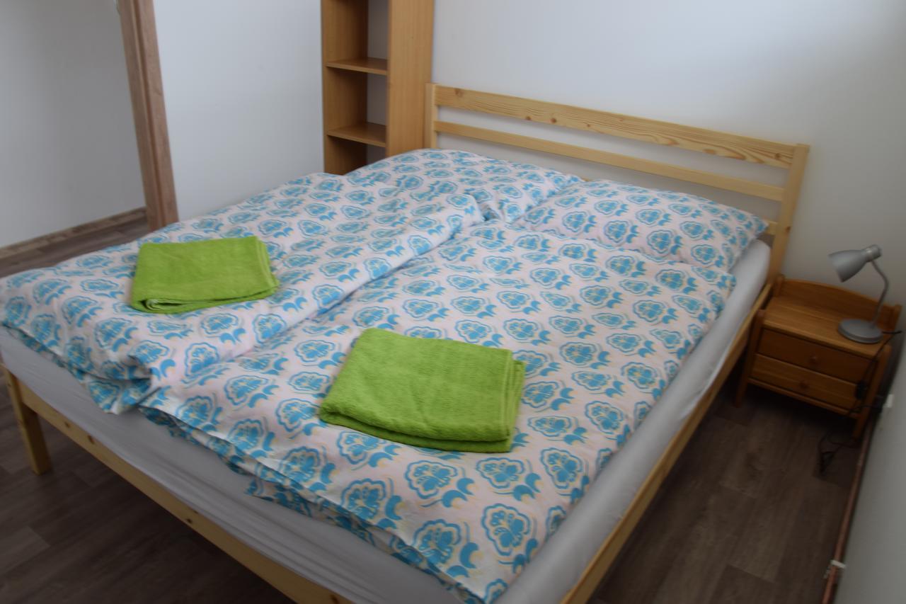 Appartamento Penzion Na Samotách Jindřichŭv Hradec Esterno foto